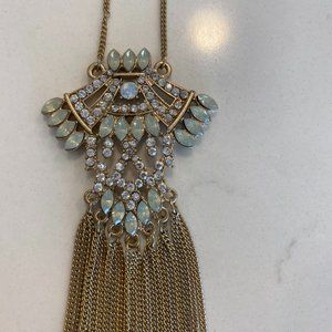 Pendant Necklace with gorgeous brooch